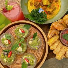 望天树雨林餐厅 User Photo