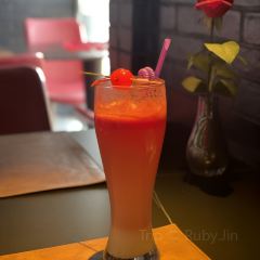 MURBEN牧尔本牛排馆(老洋房江苏路店) User Photo