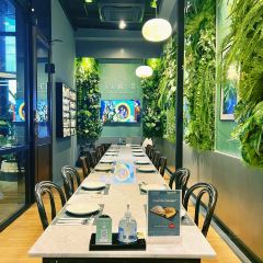 We-La-Dee Cafe & Restaurant User Photo