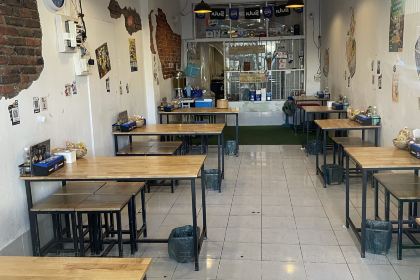 ຄົວສະຫວັນເຝີເຮືອຫຼິ້ນເສັ້ນ