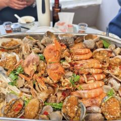 Hong ming hai xian guan369 User Photo