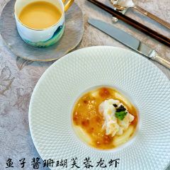 YAN TING User Photo