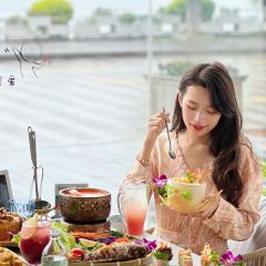 泰莱金·冬阴功手抓饭·傣泰融合·泰国罗氏虾餐厅(滨海大道店) User Photo