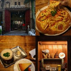 Showroom Cafe User Photo