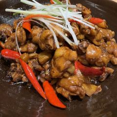 回家吃饭(雕塑瓷厂长虹店) User Photo