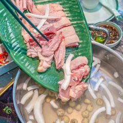 SI JI YE LIN User Photo