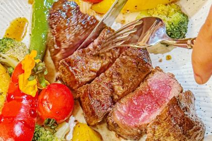 豪客来牛排(中原万达店)