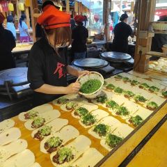 CHANGLUOHOU·BEEF PATTY WITH ALLIUM MONGOLICUM 여행 사진