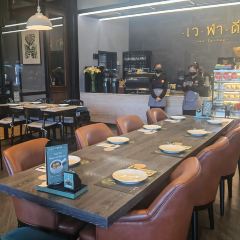 We-La-Dee Cafe & Restaurant User Photo