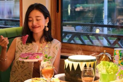 BAI YU DING DONG GUA ZHONG