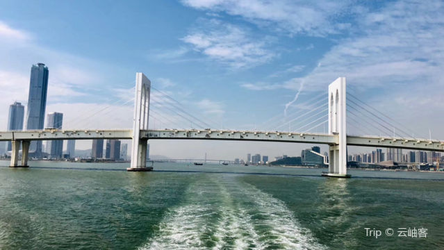 gang zhu ao da qiao lv you