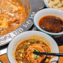成老灶火锅鸡(忻州总店) 여행 사진