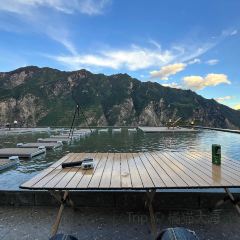 丹巴光与林酒店·及所悬崖餐厅 User Photo