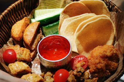 泰上椰·泰式大排档(王府井悦舞小镇店)