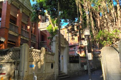 张三疯猫式奶茶&杂货铺(三友店)