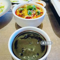 海锦天S酒店·伊兴手抓·羊羔肉清真餐厅 User Photo