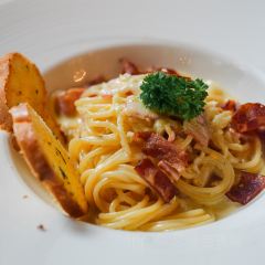 Lamour Cafe & Restaurant User Photo