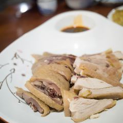 梁三哥鸡肉·源于一九九六年(青城山店) User Photo