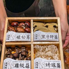 陈鸭肠老火锅(九街店) User Photo