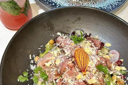 藍色雪梨原切熟成牛扒餐廳