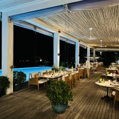 Glow Restaurant Jumeirah Maldives User Photo
