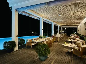 Glow Restaurant Jumeirah Maldives