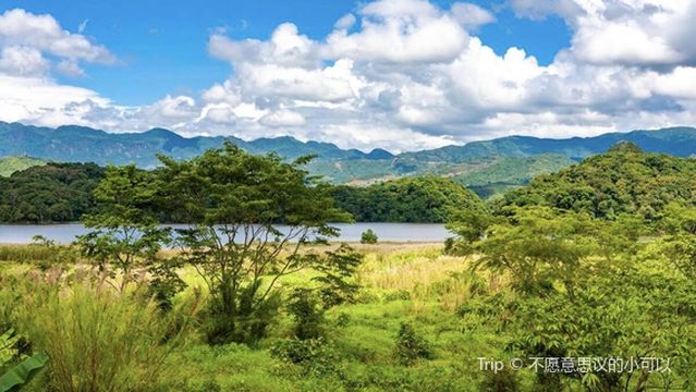 Ximengwa Buluo Lvyou Qumu Yijishengu Sceneic Area