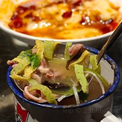 HE DONG XIAO GUAN User Photo
