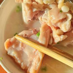 Laoyipintihua (xinjinzong) User Photo