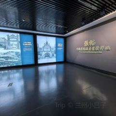 龙谕酒庄·餐饮部 User Photo