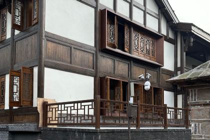 九村烤腦花(大河街店)