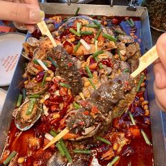 鸣记脆皮烤鱼(杉杉奥莱 观海店) User Photo