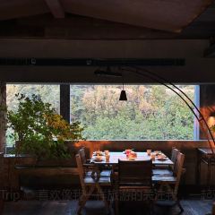 Top Lounge User Photo