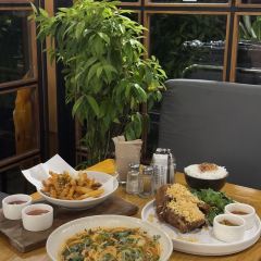 Pison Ubud User Photo