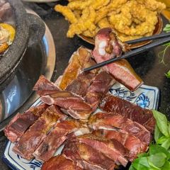 山下人家·土砂锅腊排馆(青城山店) User Photo