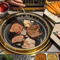 古瓦花延年·和食烧肉(总统府1912店) User Photo
