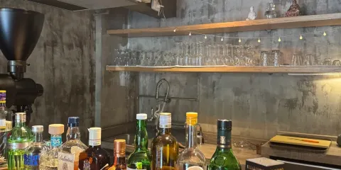 一十咖啡茶書館