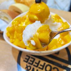 劳顶笨咖啡(延大店) User Photo