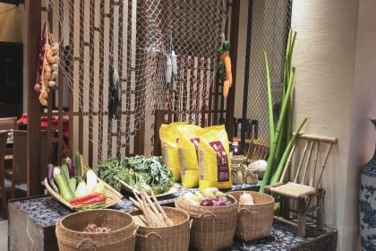 江畔鱼舫.客家菜(万绿广场店)