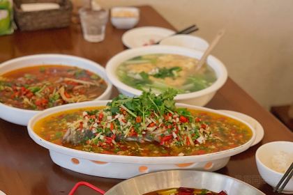 飞虹鱼馆(华商店)