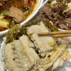 聚张记泡椒鱼(长寿金科美邻汇店) User Photo