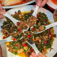 邓公本味卤·江湖菜(江北嘴财信广场店) User Photo