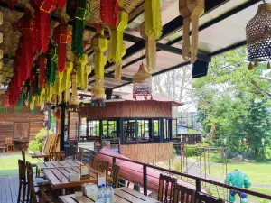 Lumdee Te Khuadang