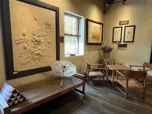 Moung Ngwe Zin