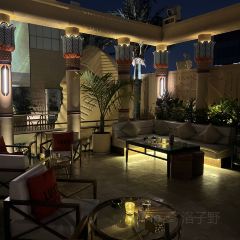 LUXE LOUNGE User Photo