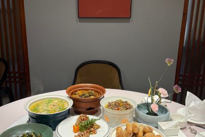 山久饭庄(望景店)
