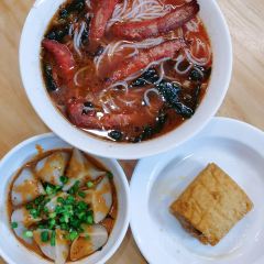 Jingrongjiulou●shengtaimincai (guangda) User Photo