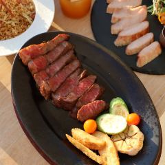 留白LIUBAI·菡萏驿海景度假酒店·留白Villa·菡萏驿海景餐厅(双廊店) User Photo