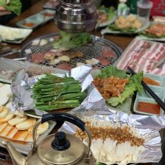 小酒馆主题烤肉(横店分店) User Photo
