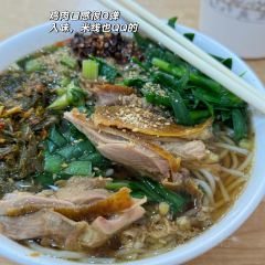 张元理卤鸡卷粉米线(小火车头店) User Photo